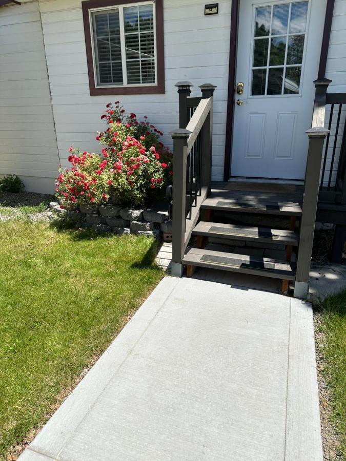 Cozy Cottage House B With Double Carport ツインフォールズ エクステリア 写真